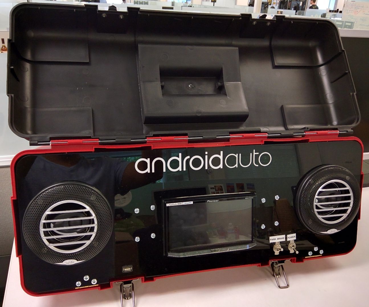 Android Auto Portable Dev-Box (DIY)