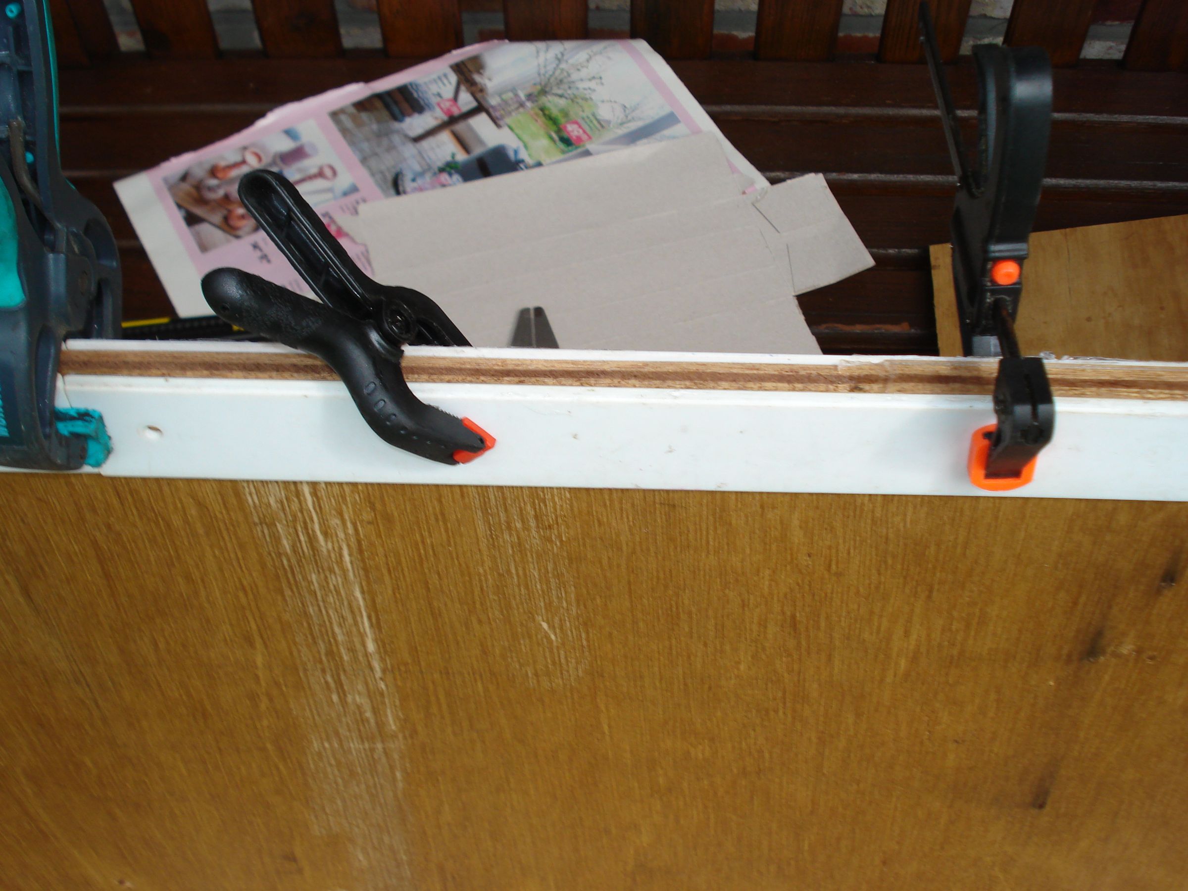 Simple Computer Table With Storage : 4 Steps - Instructables