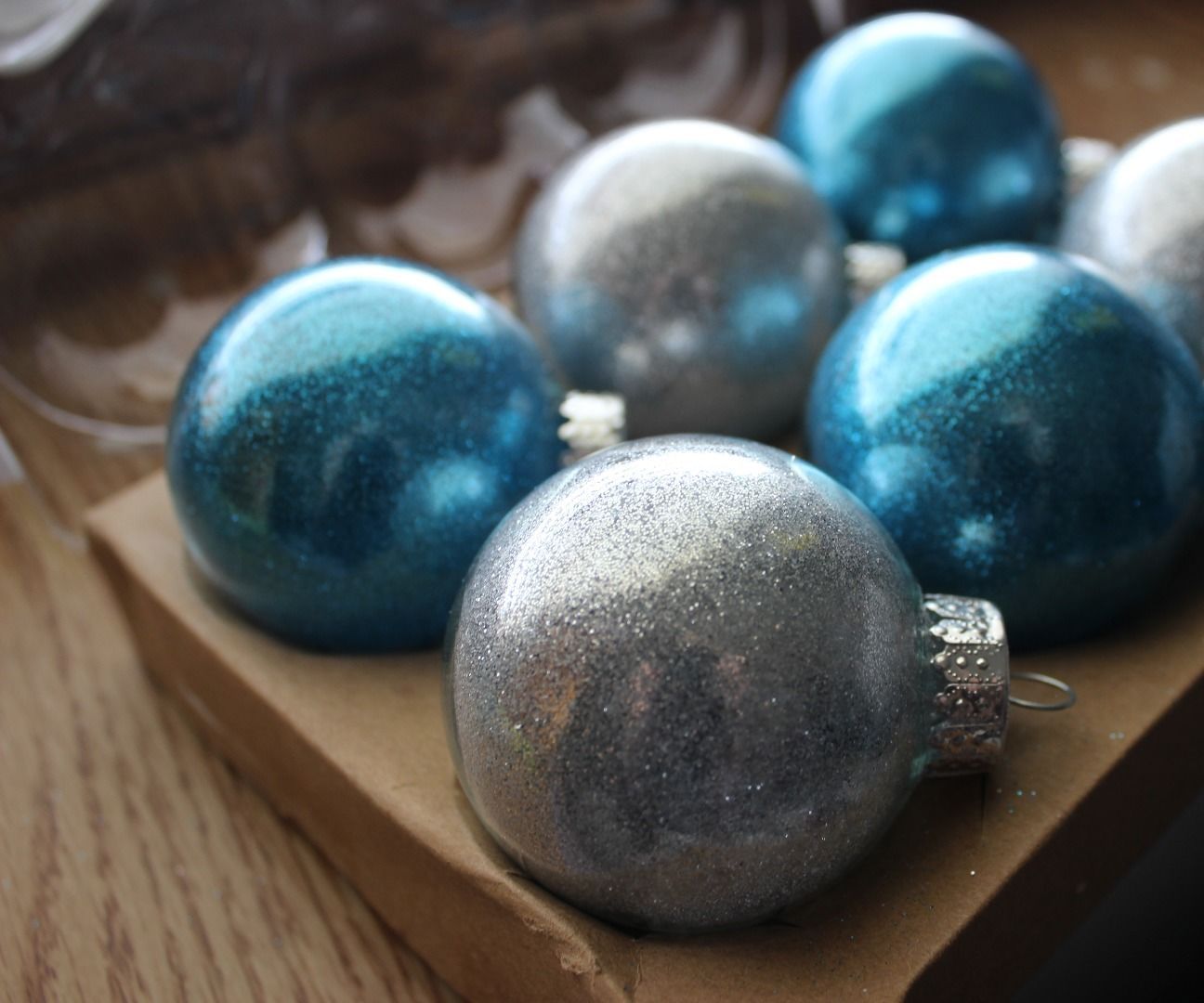 DIY Glitter Ornaments 