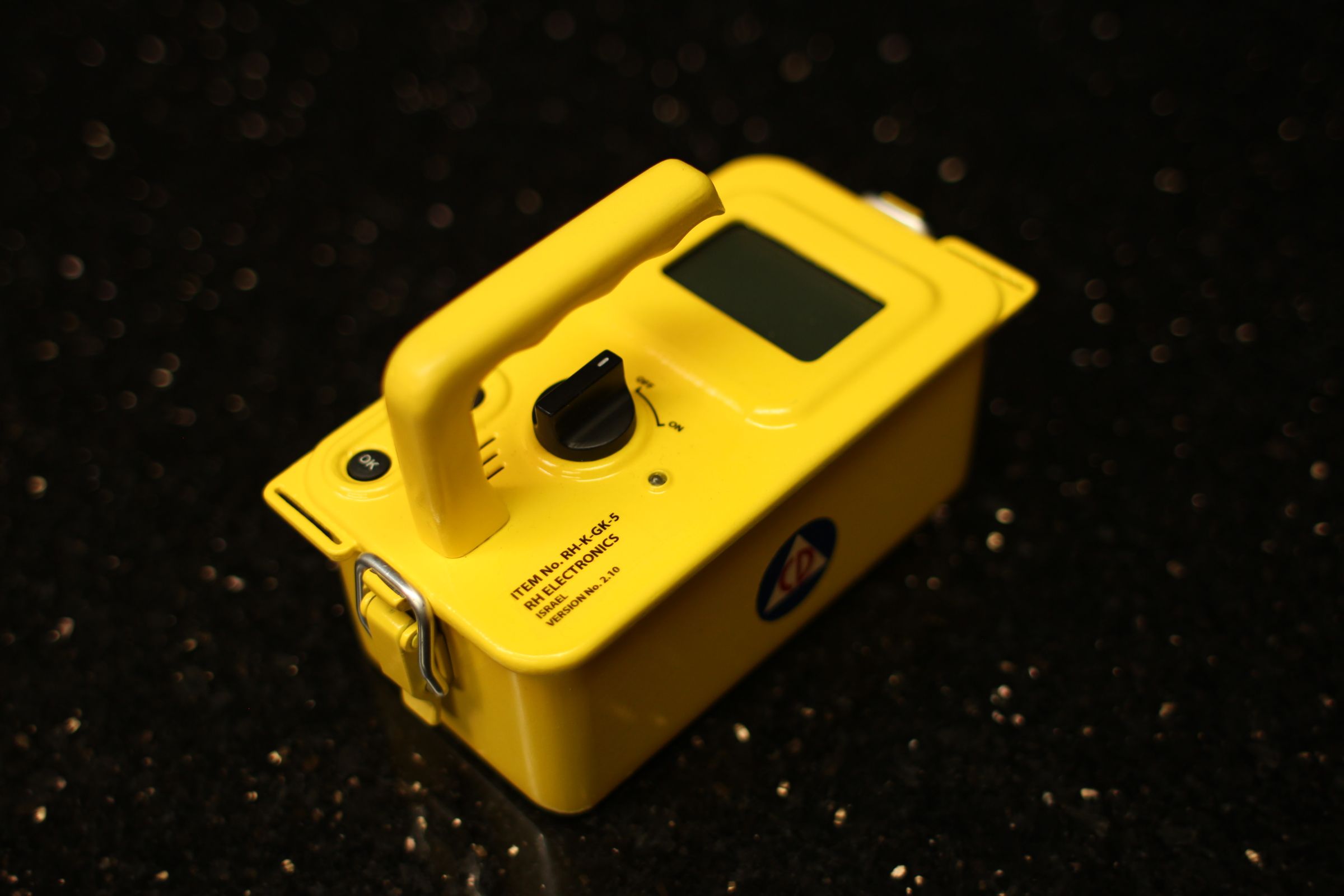 Mini Digital Geiger Counter 6 Steps (with Pictures) Instructables