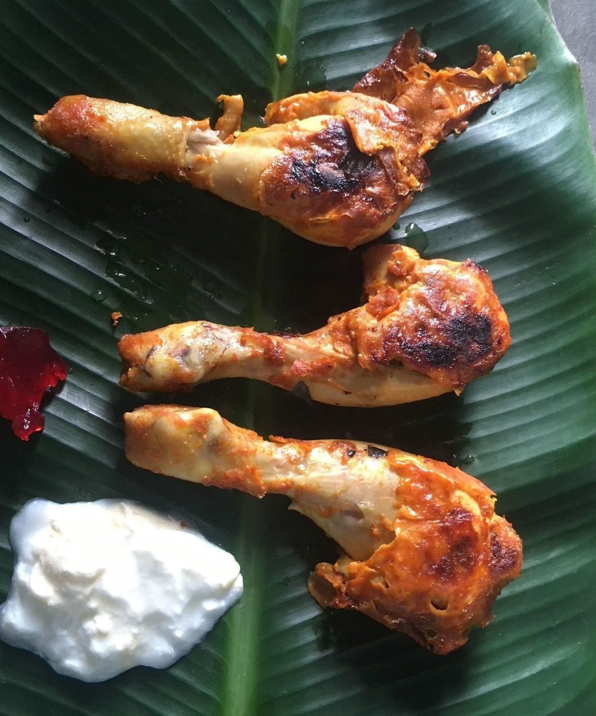 LEAF PACKED CHICKEN LEG PIECES IN BBQ