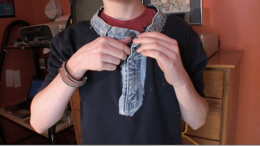 How to Make a Jean Collar Sweatshirt
