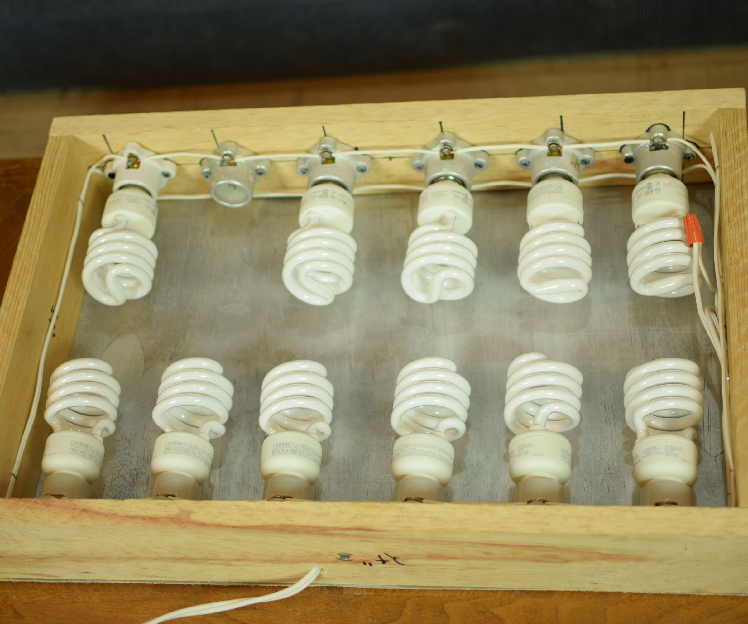 Cheap and Easy High Quality Photo and Video Light DIY