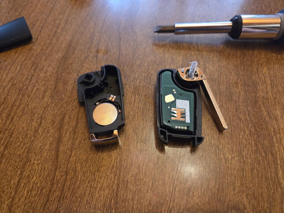 Replace Your Key Fob Shell : 5 Steps - Instructables