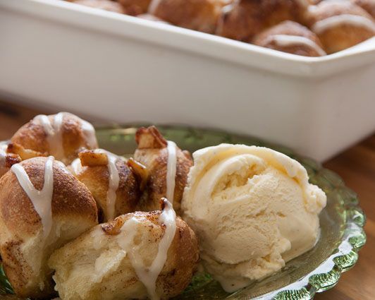 Apple Strudel Pull-Aparts