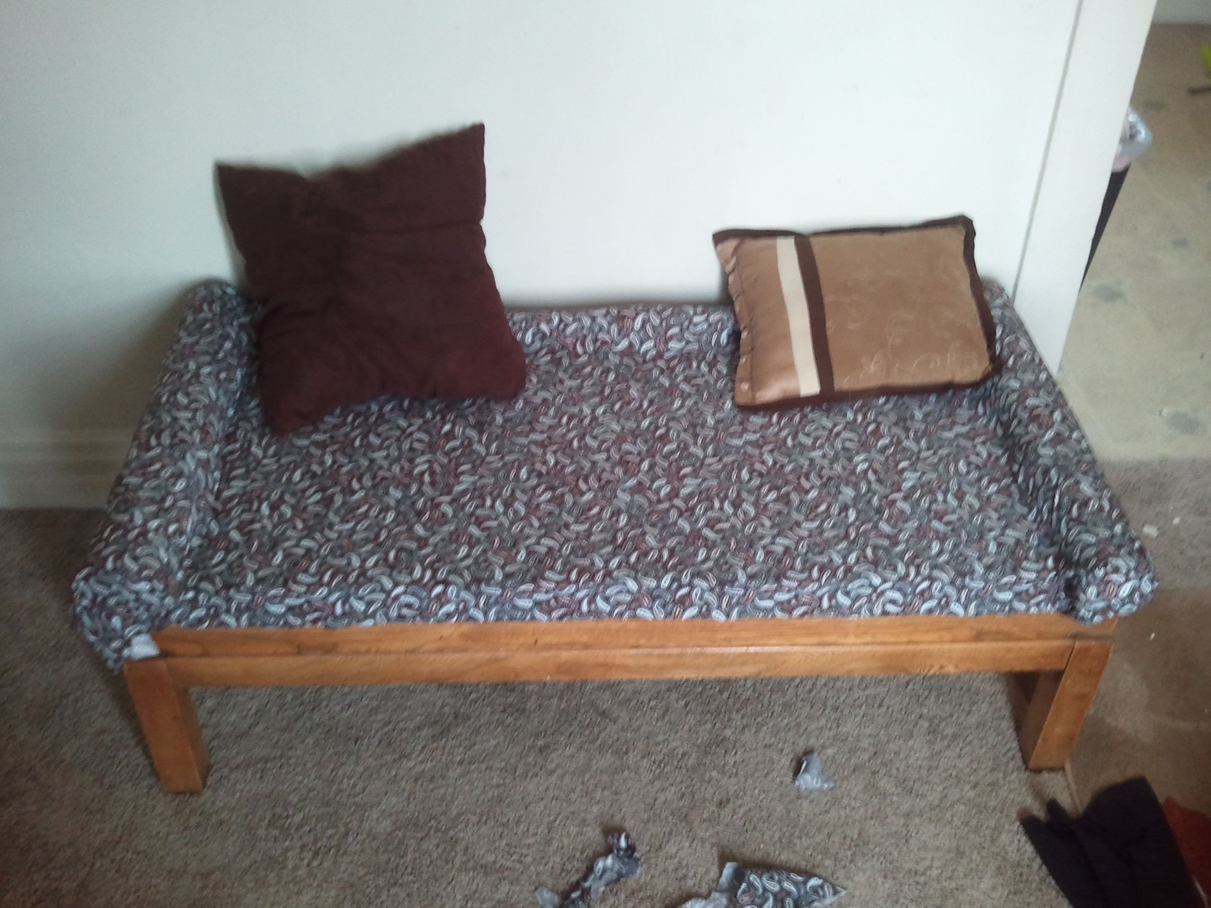 Re-purpose a Coffee Table Into a Padded Bench in an Hour!