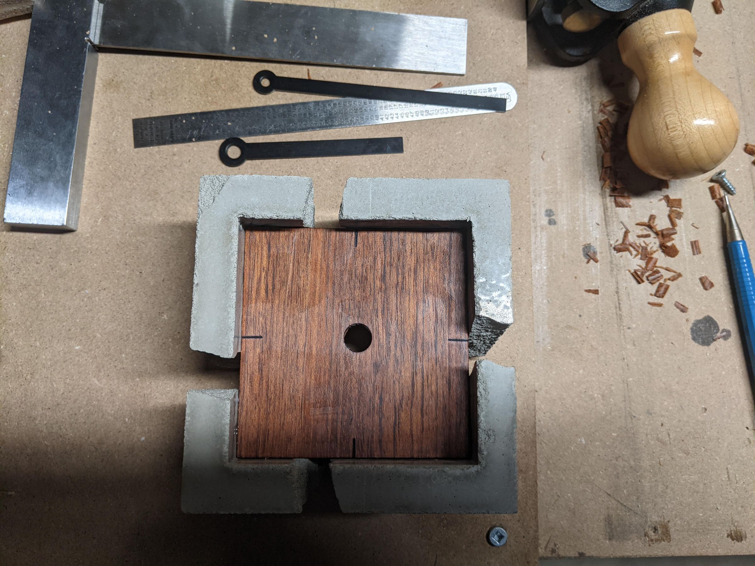 Rubble Desk Clock : 5 Steps (with Pictures) - Instructables