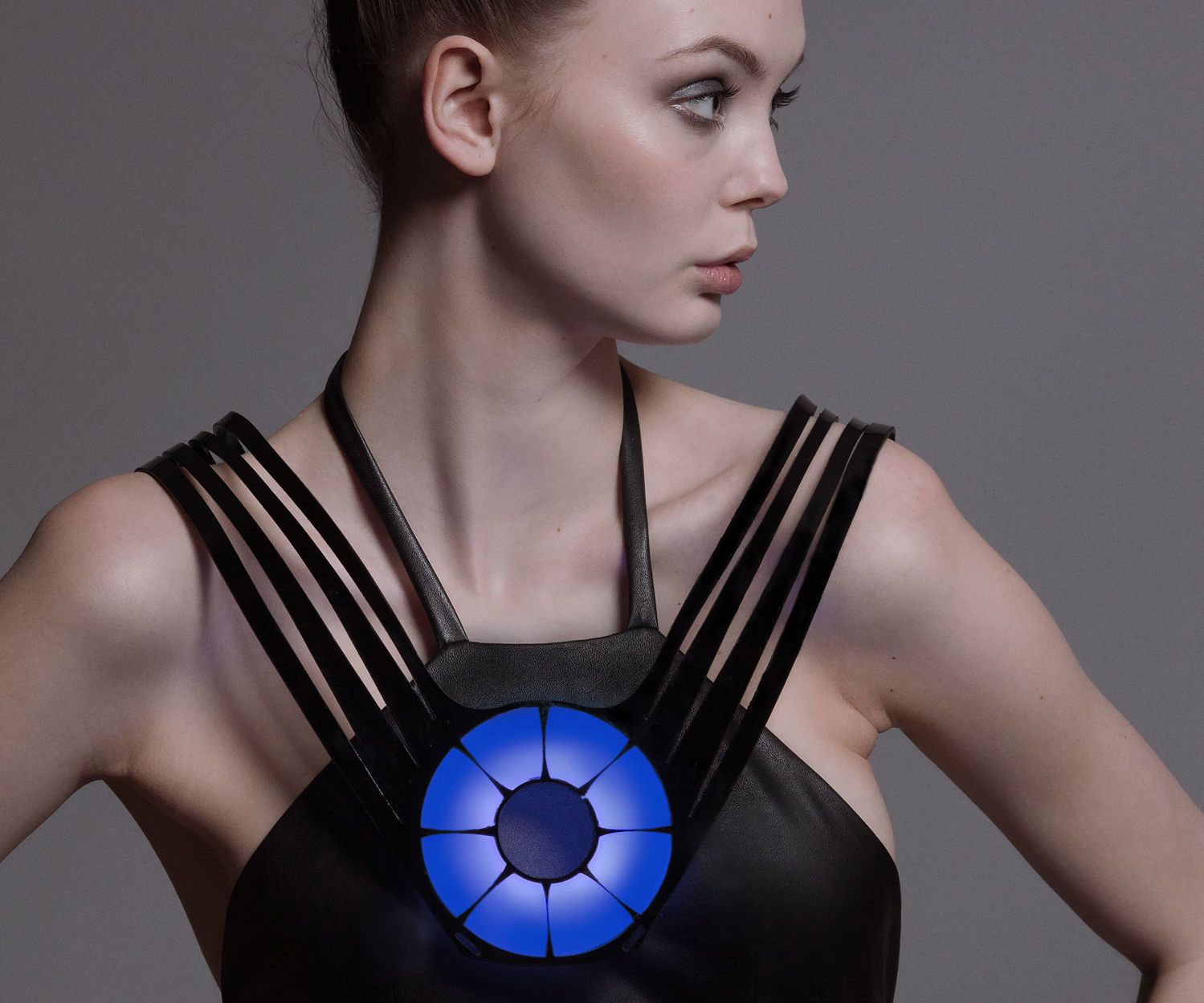 Monitor Dress - Connect Heart Signals to the IoT