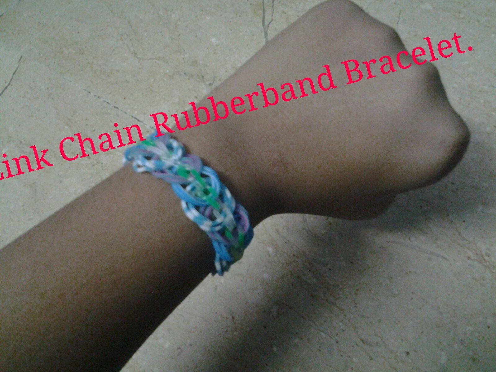 How to Make Link Chain Rubberband Bracelet with No Loom