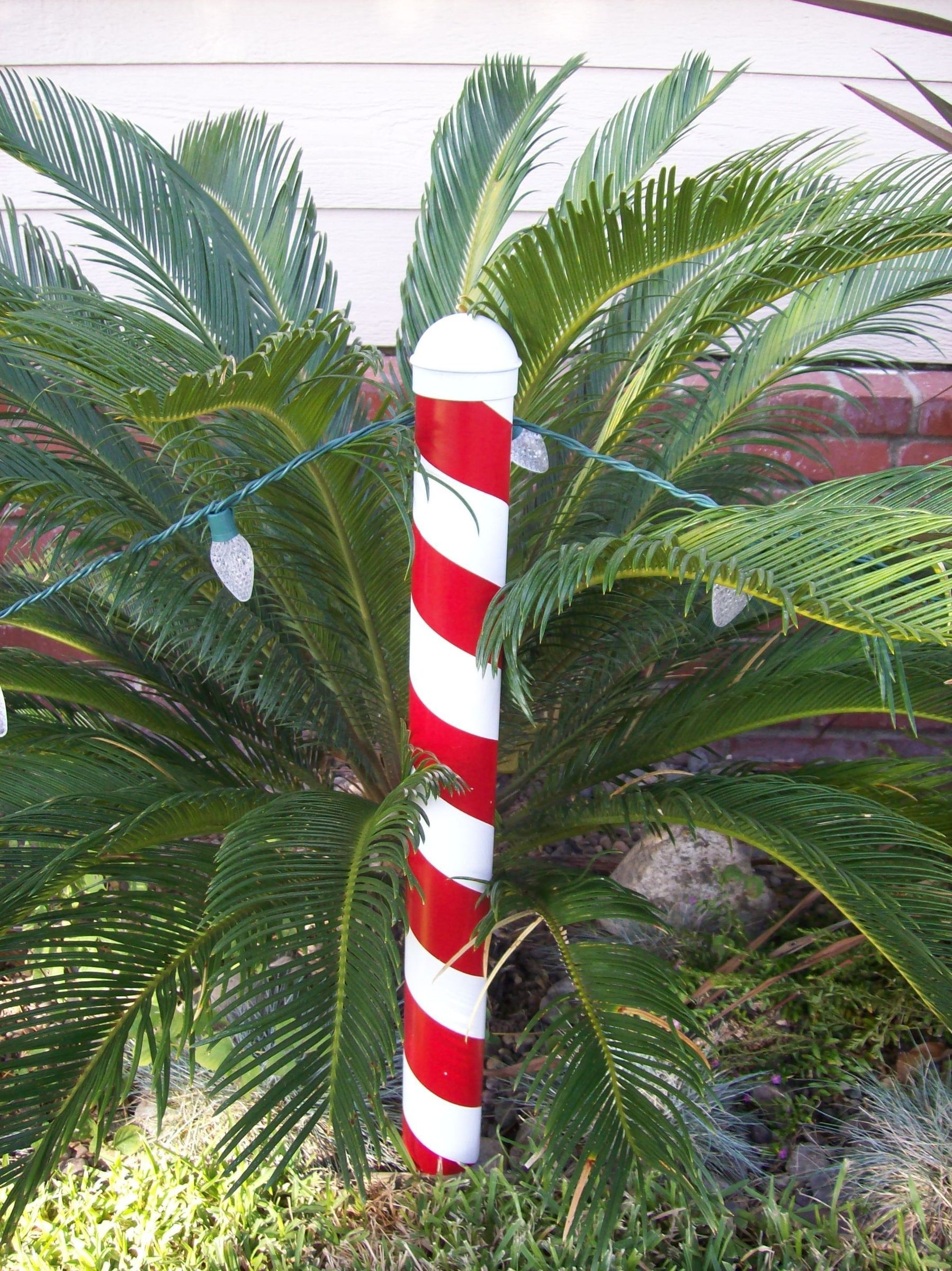 Christmas Candy Cane Post