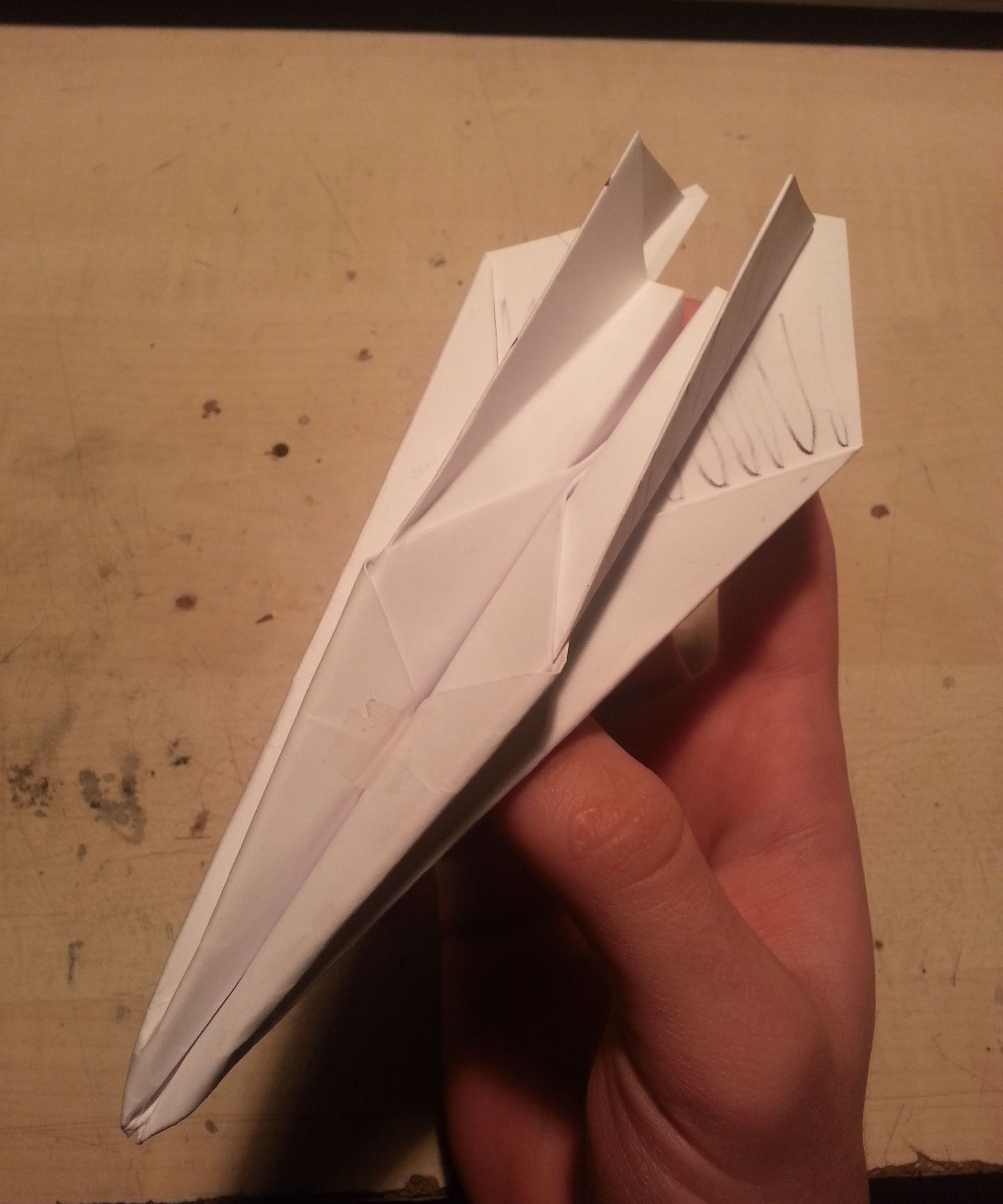 Simple and Fast MIG-like Paper Airplane 