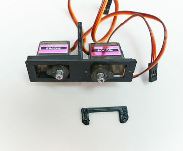  LEFT/RIGHT Servos