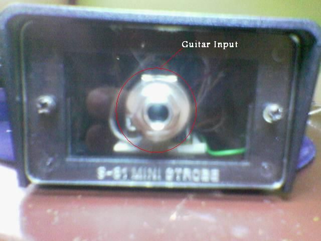 LM386 Bass and Electric Guitar Portable Amps With Bass and Treble Controller As Colour Effect