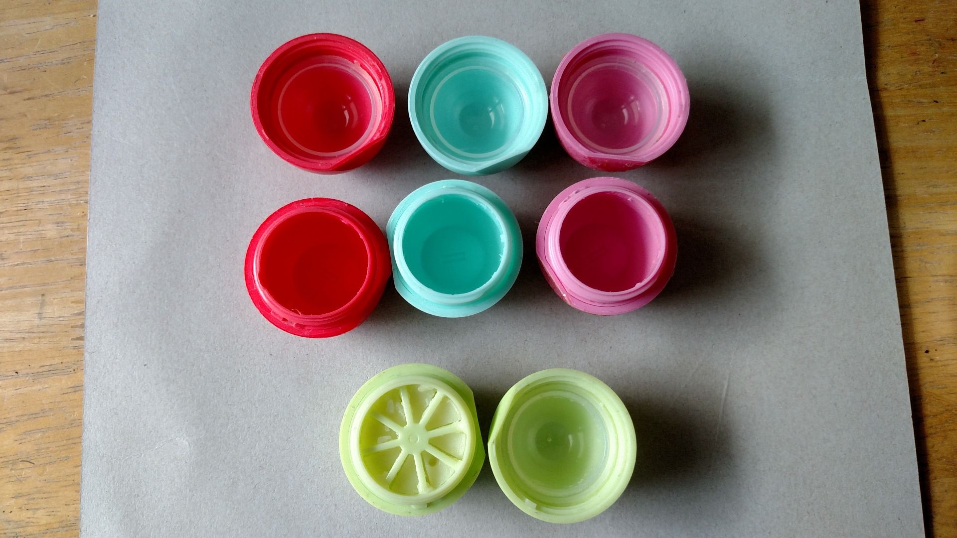 Secret Eos Lip Balm Container 4 Steps Instructables