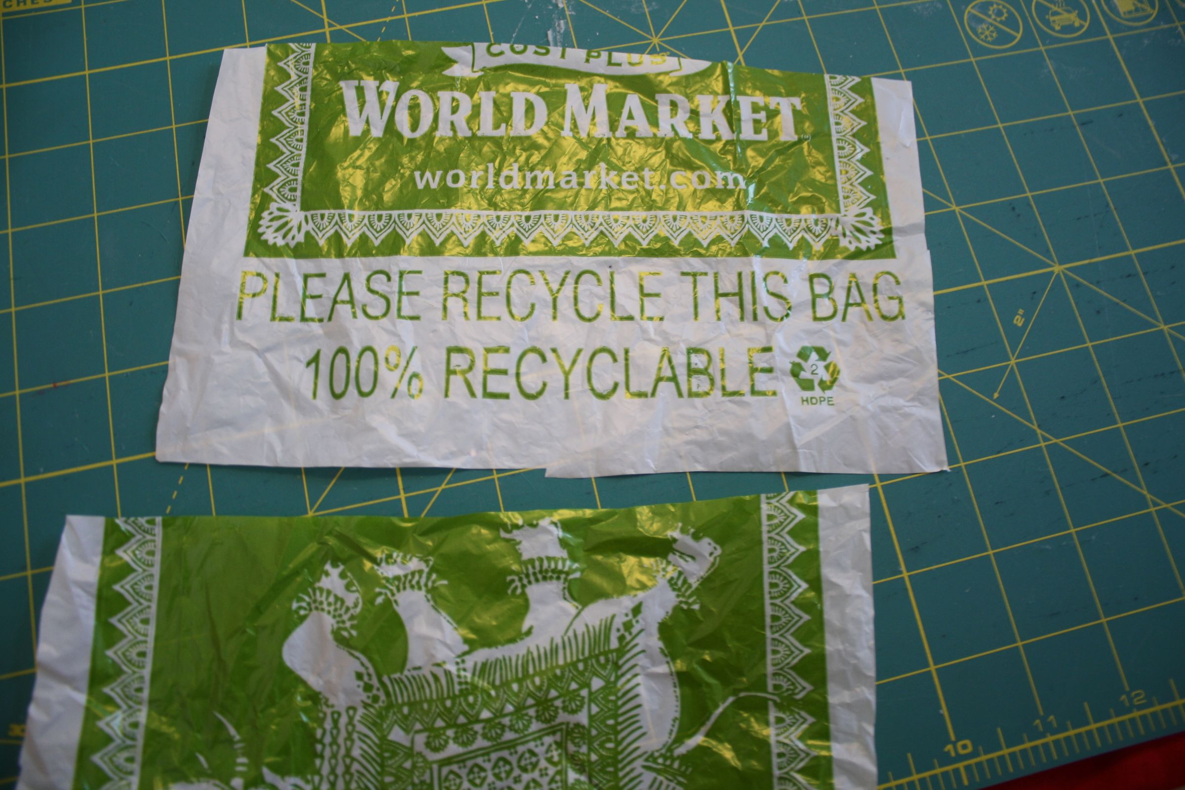 Wallet From Fused Plastic Bags! : 4 Steps (with Pictures) - Instructables