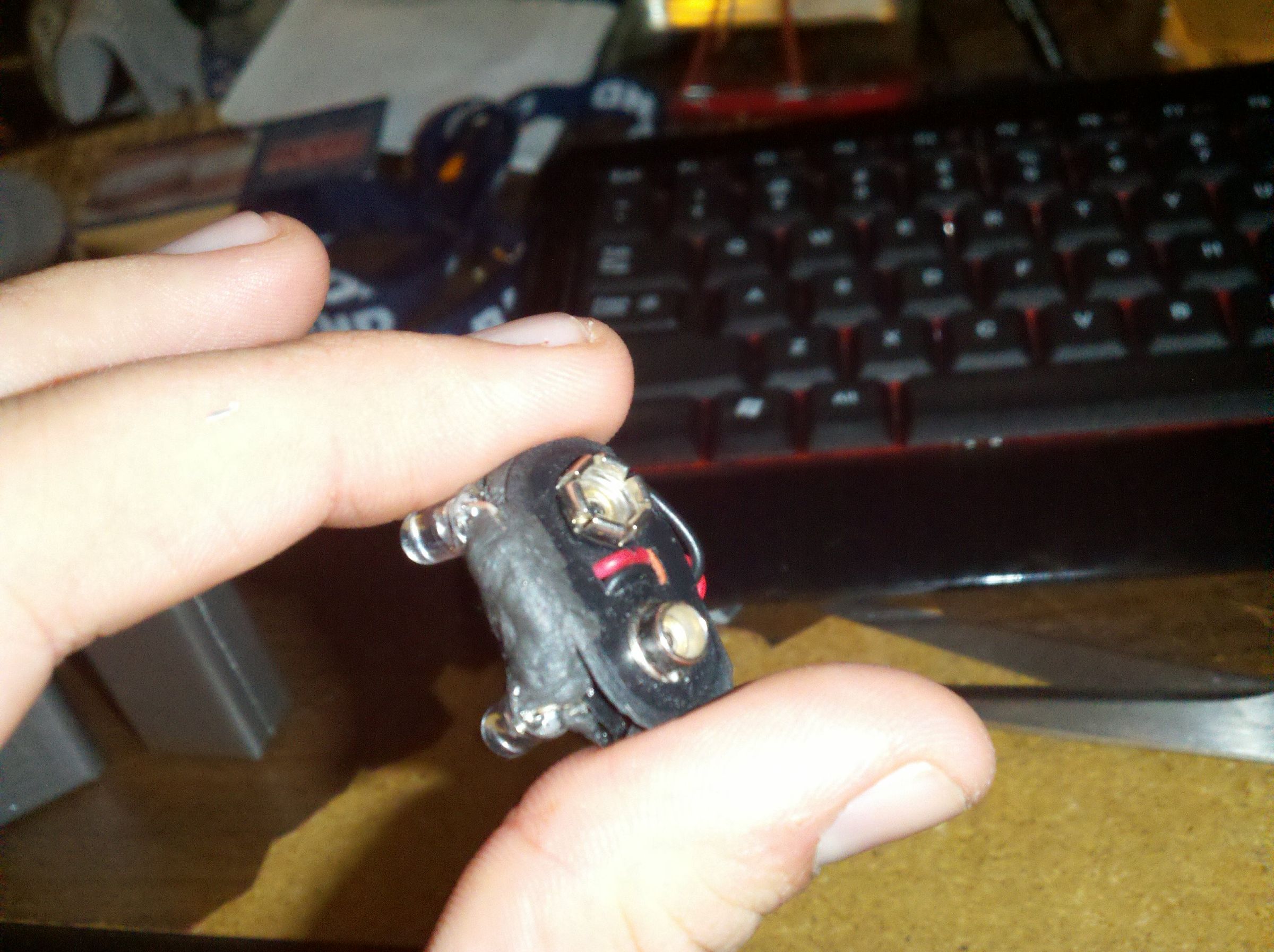 Improve 9v Batteries With Duct Tape! 5 Steps Instructables