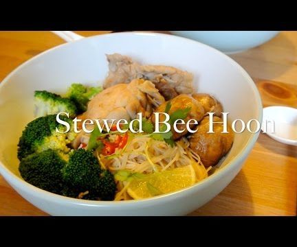 Rice Cooker Stewed Bee Hoon With Chicken and Mushrooms
