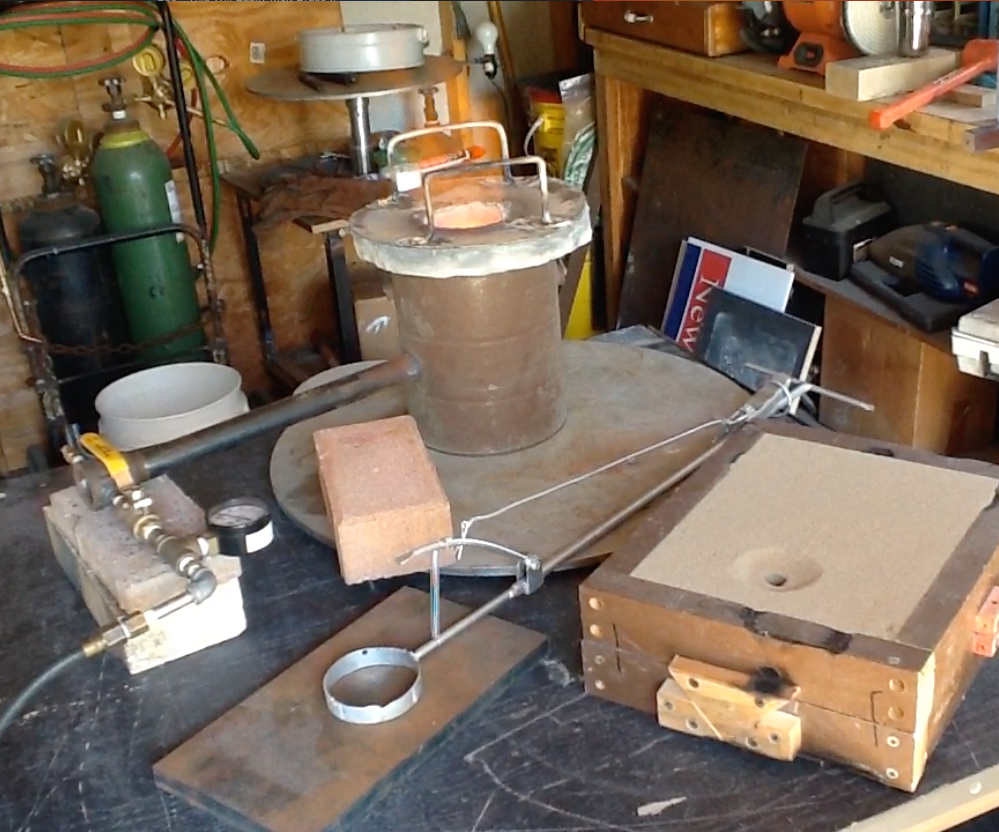 The $5.00 PAINT CAN ALUMINUM FOUNDRY FURNACE