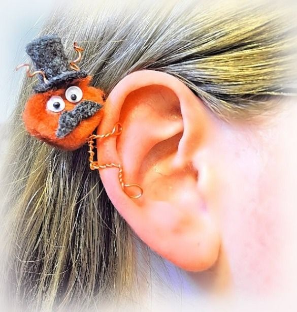 Wire Mustache Man Ear Cuff