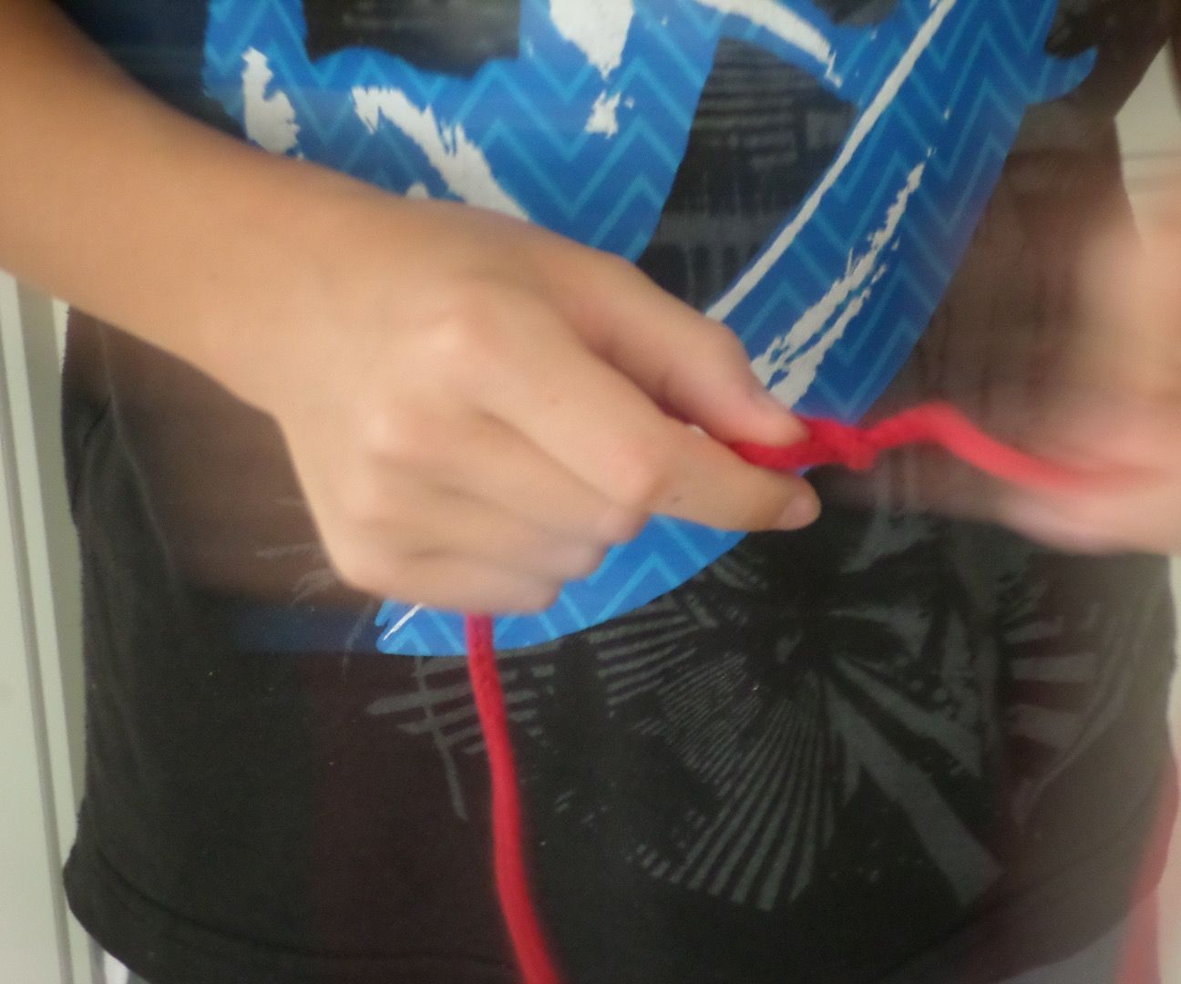Dissolving Knots: The Magician Way