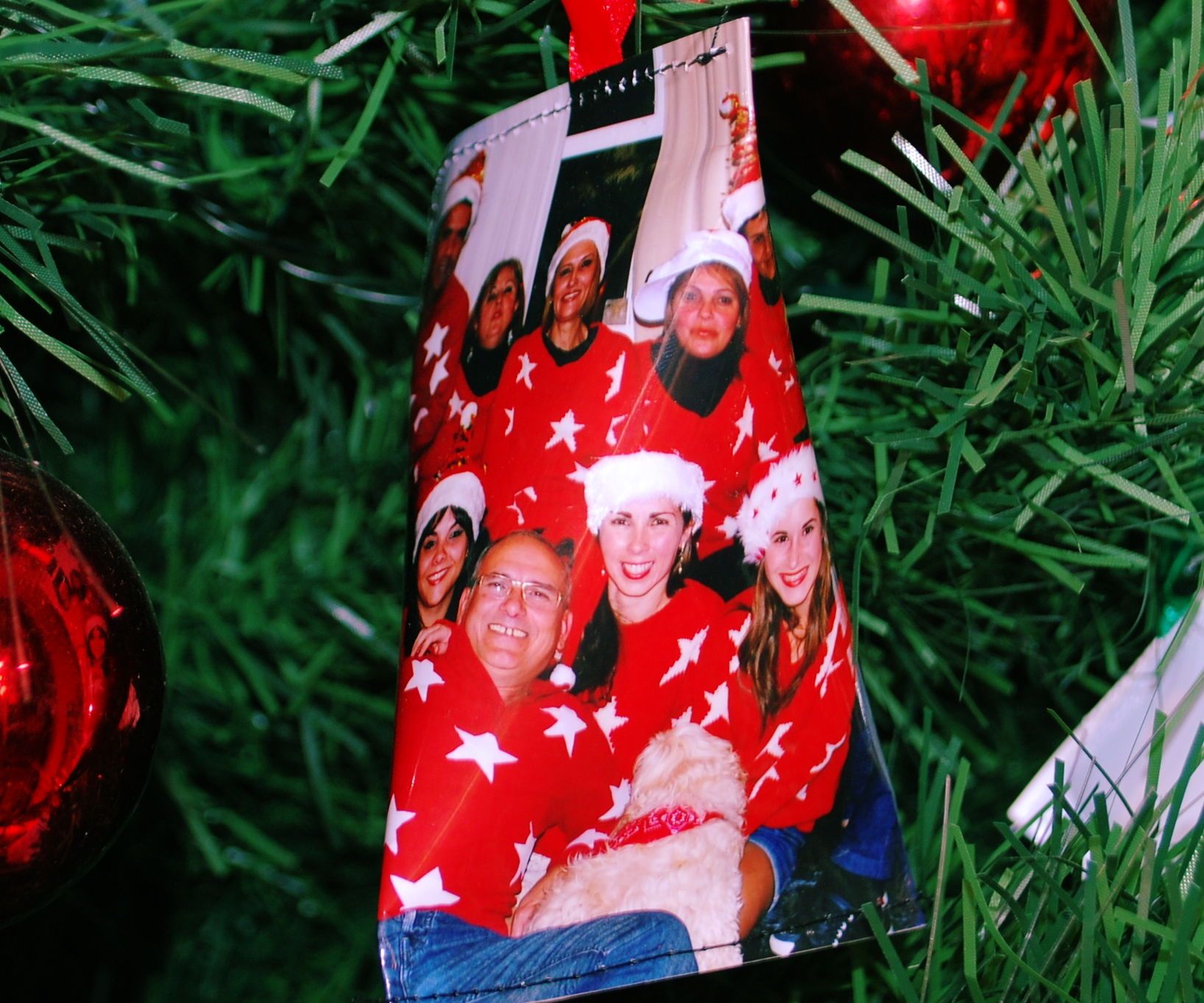 Tetrahedral Christmas Ornament