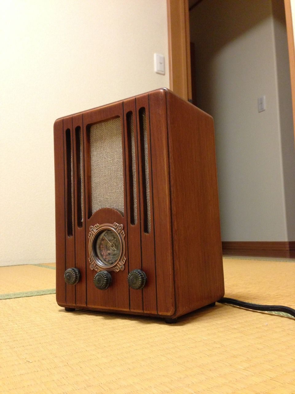 Bluetooth Tube Radio Project - Opus2 - Japanes Pre-war-era's Radio Tombstone Shape