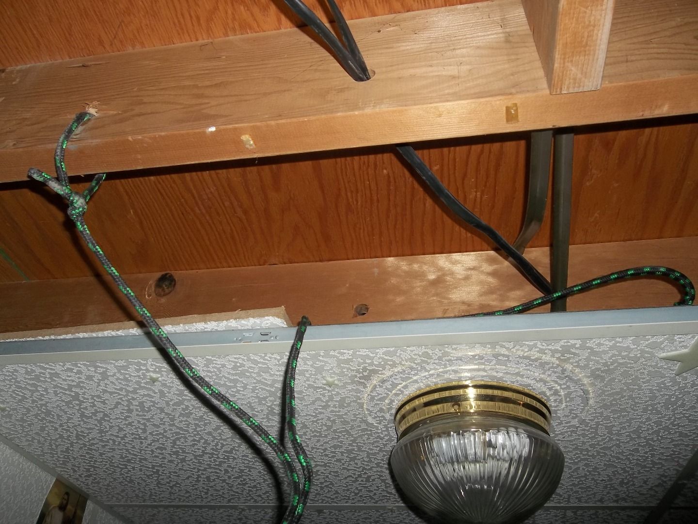 Hidden Rope Swing in Your Room 4 Steps Instructables