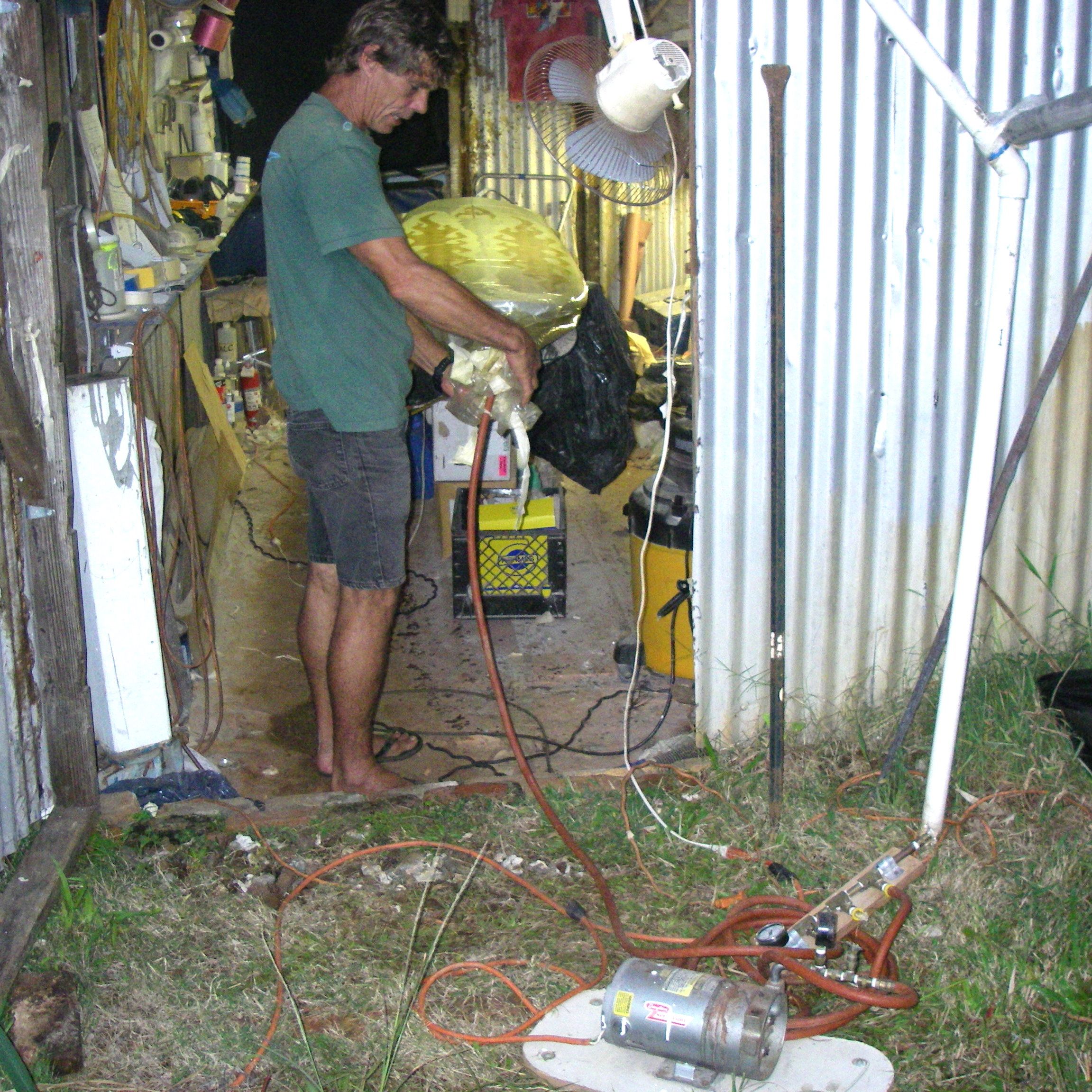 Build a Surfboard Episode 3: Laminating and Vacuum Bagging