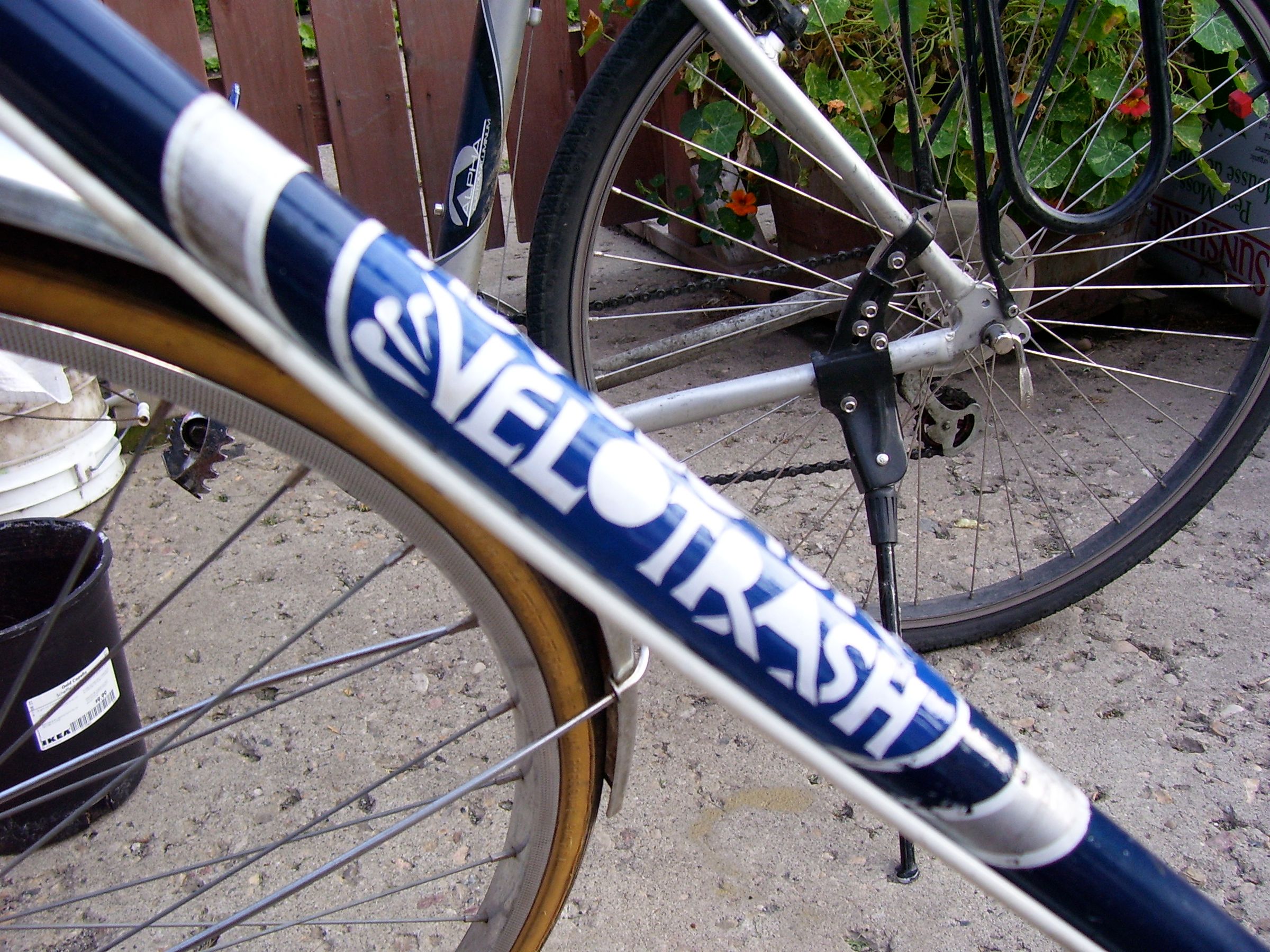 Custom Vinyl Stickers and Lettering