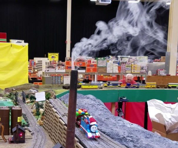 An Inexpensive Smoke / Fog Generator