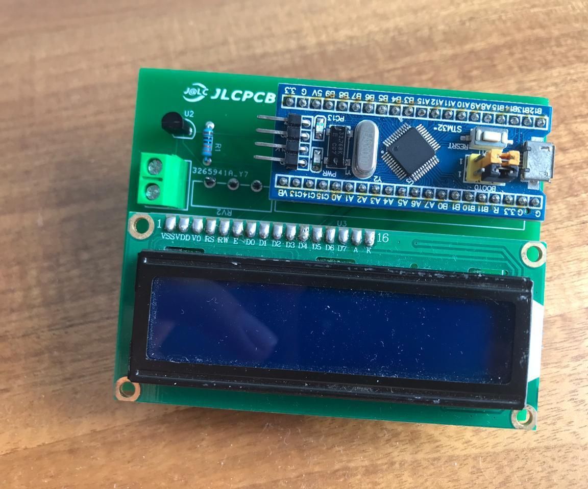 LCD Tempeture Sensor With STM32F103 