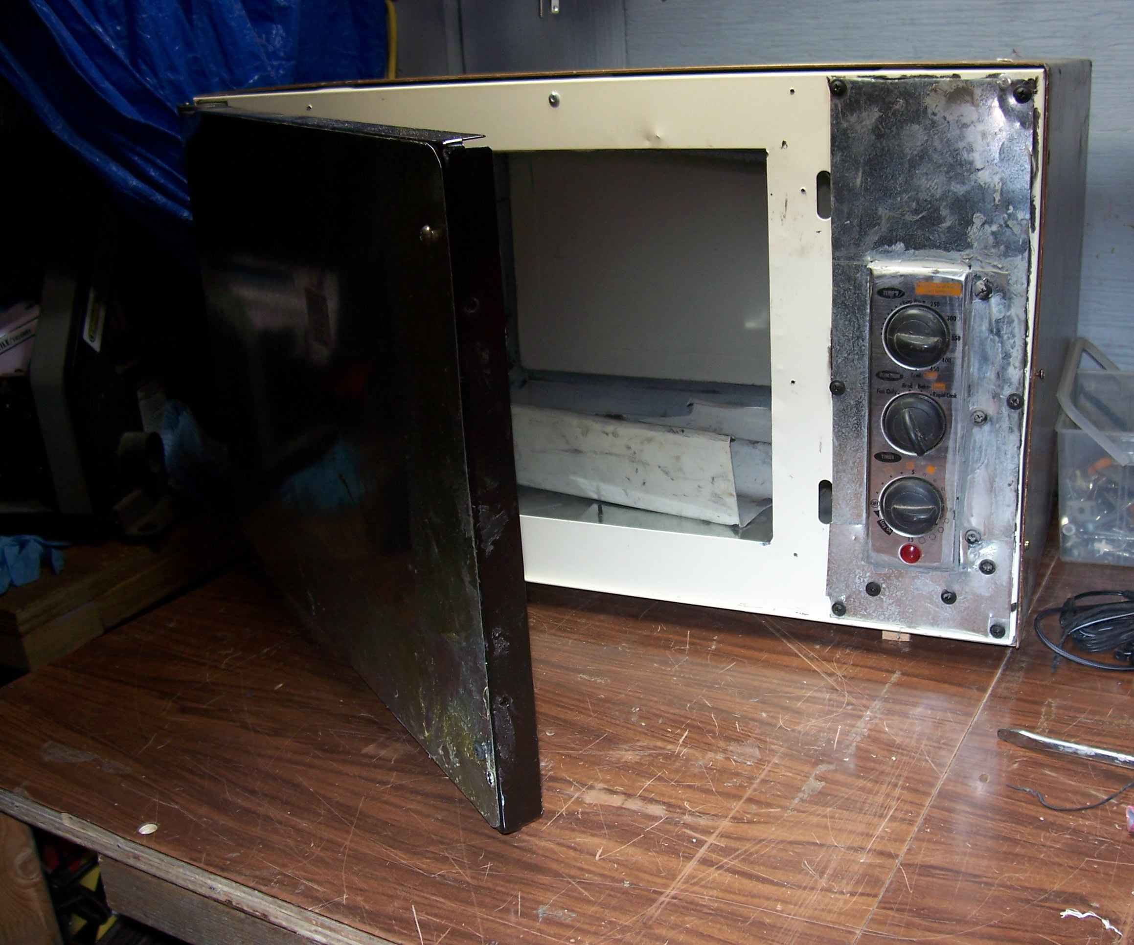 SHOP OVEN
