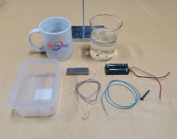 Exploring Green Energy: DIY Electrolysis Water Device