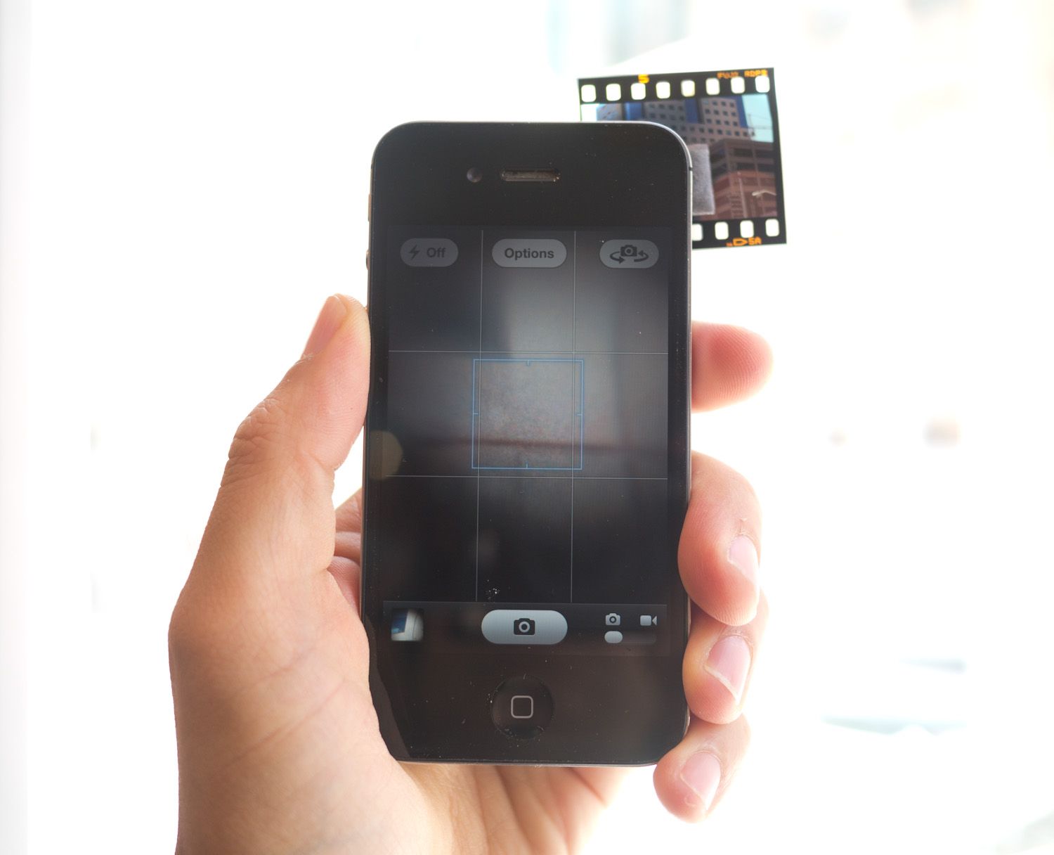 Cheap and Easy IPhone Microscope