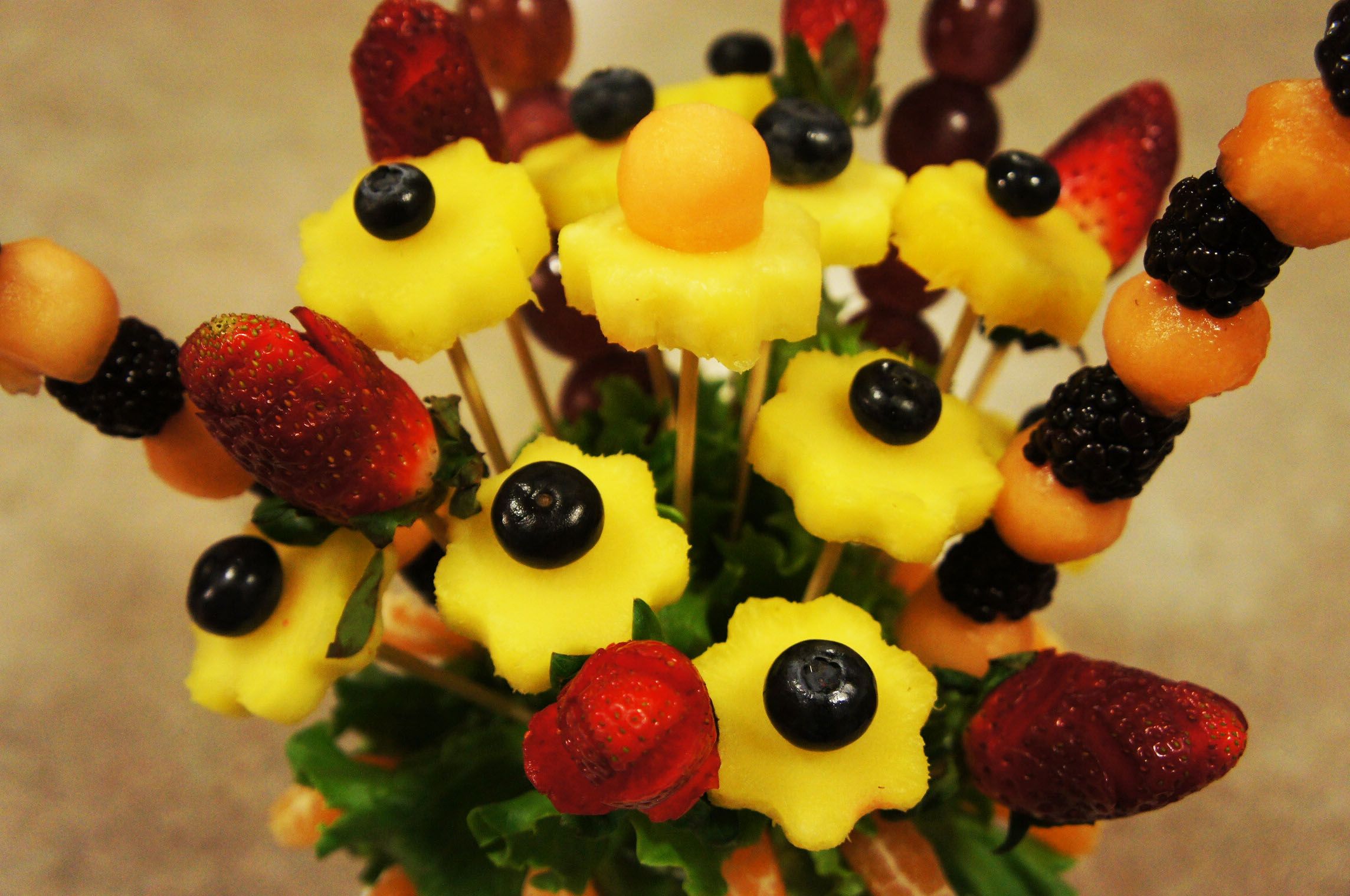 Edible Fruits Arrangement in Mason Jar 4 Steps (with Pictures