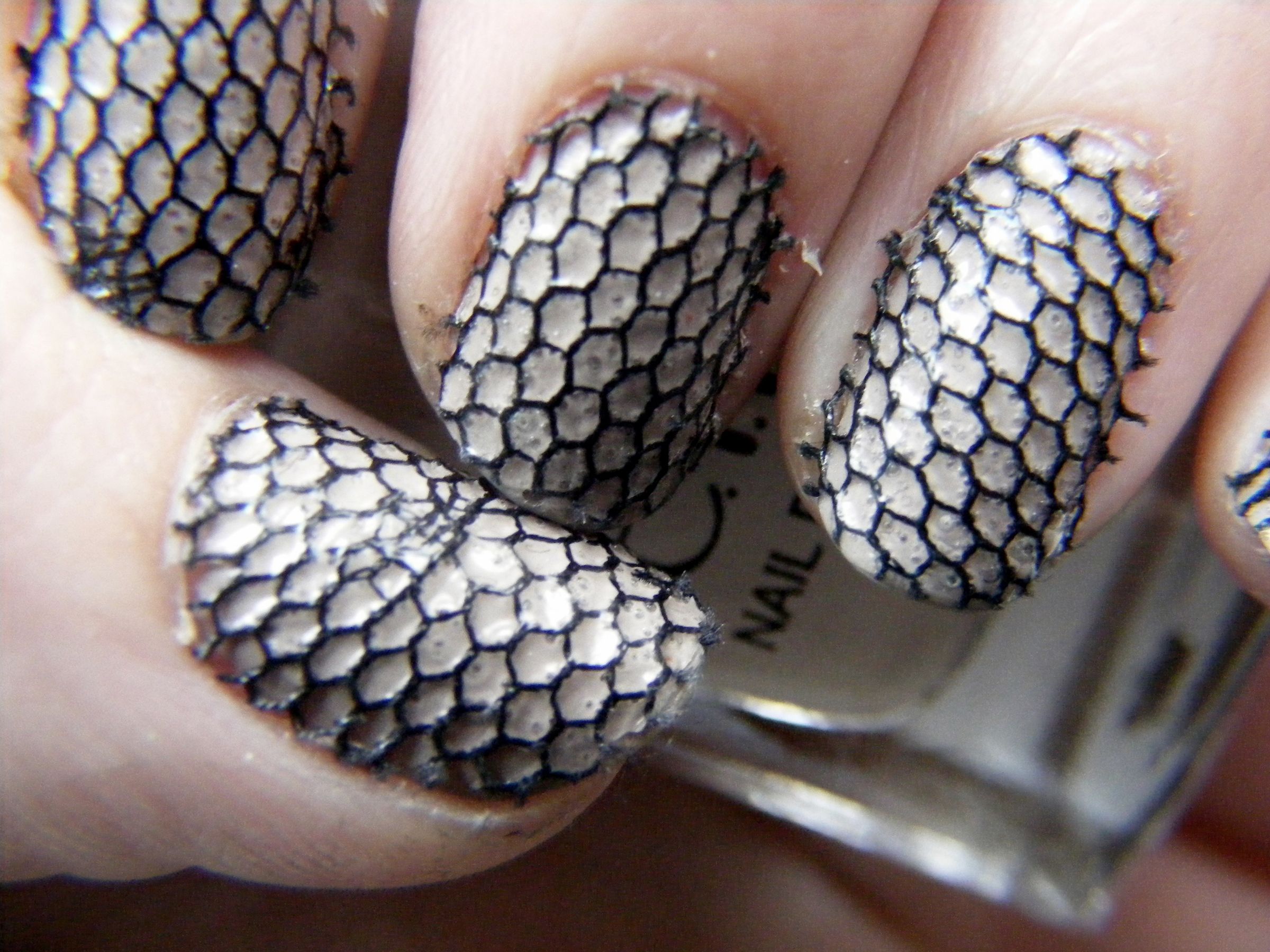 Lacy Manicure