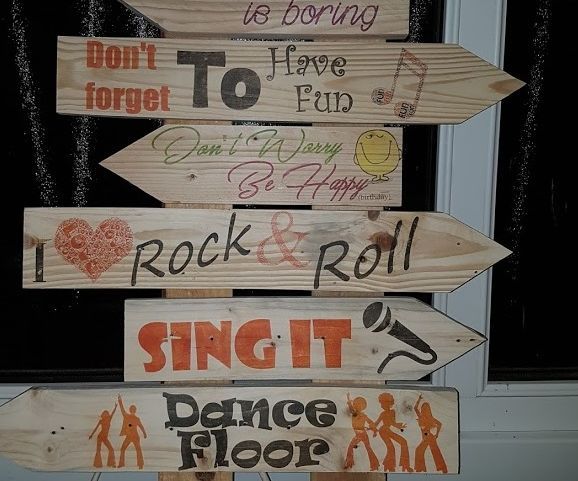Wooden Sign to Add Fun to Your House