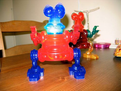 Reinventing your free Innoventions 'Fantastic Plastics Works' robot to glow