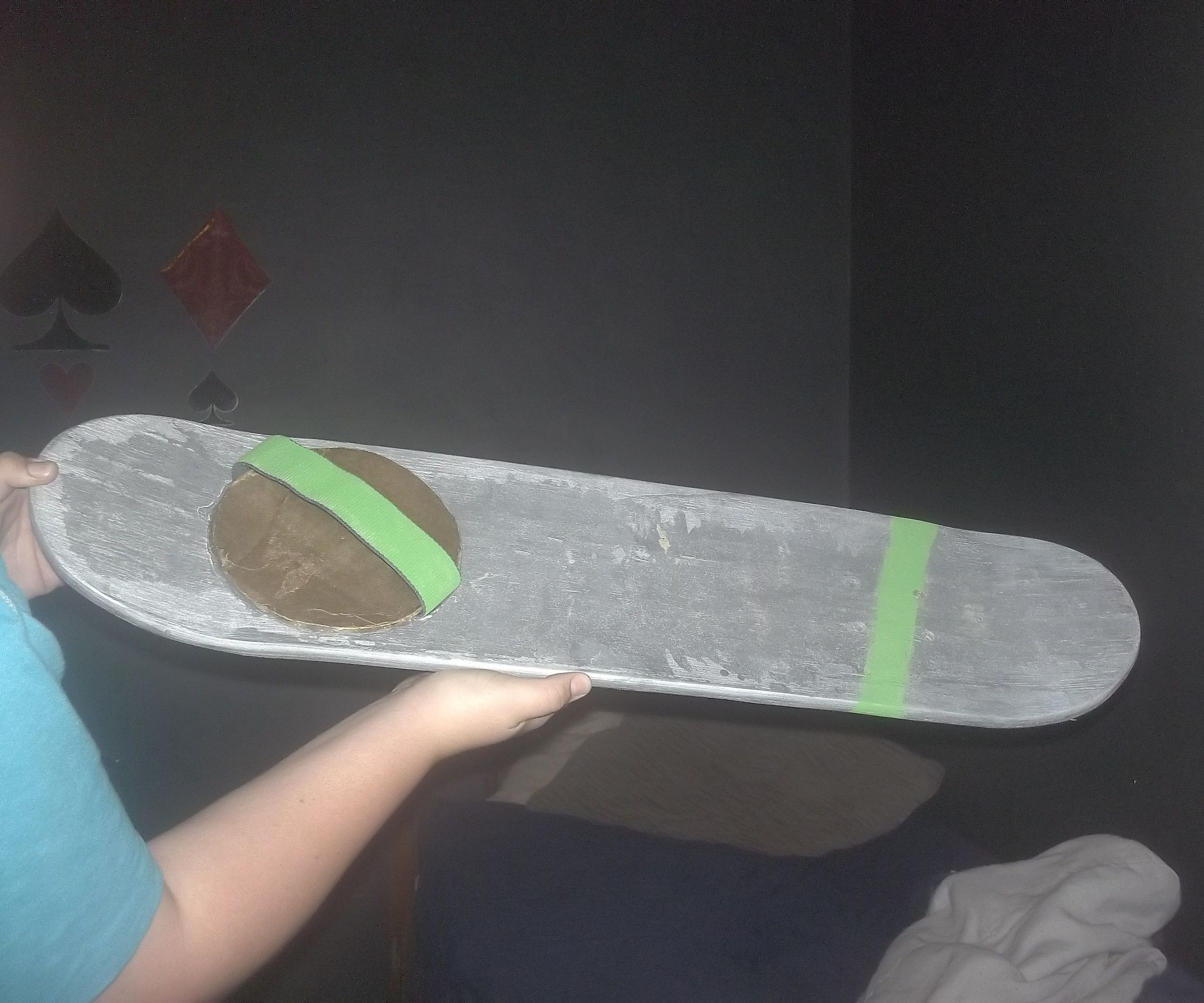 How to make a hoverboard prop