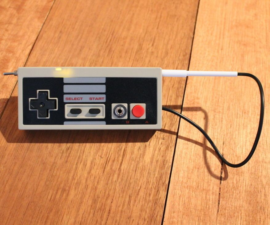 Light Theremin in a NES Controller - 555 Timer