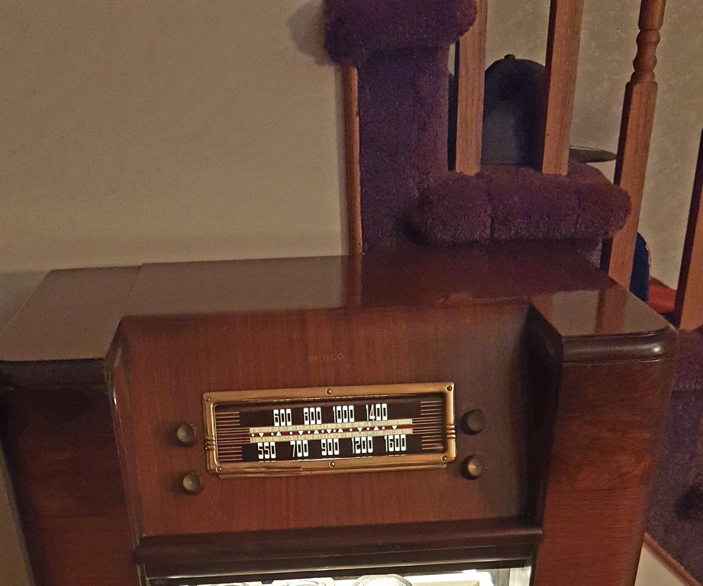 1948 Philco Radio / Phono Liquor Cabinet