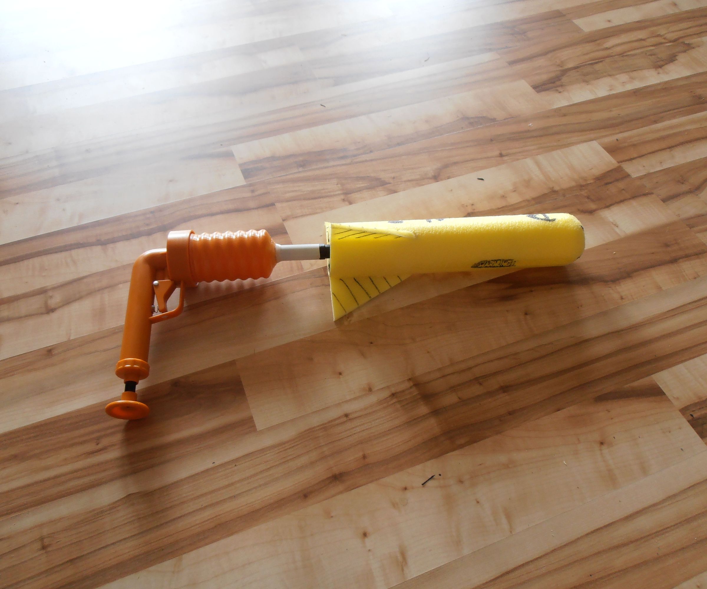 Foam Rocket With Launcher