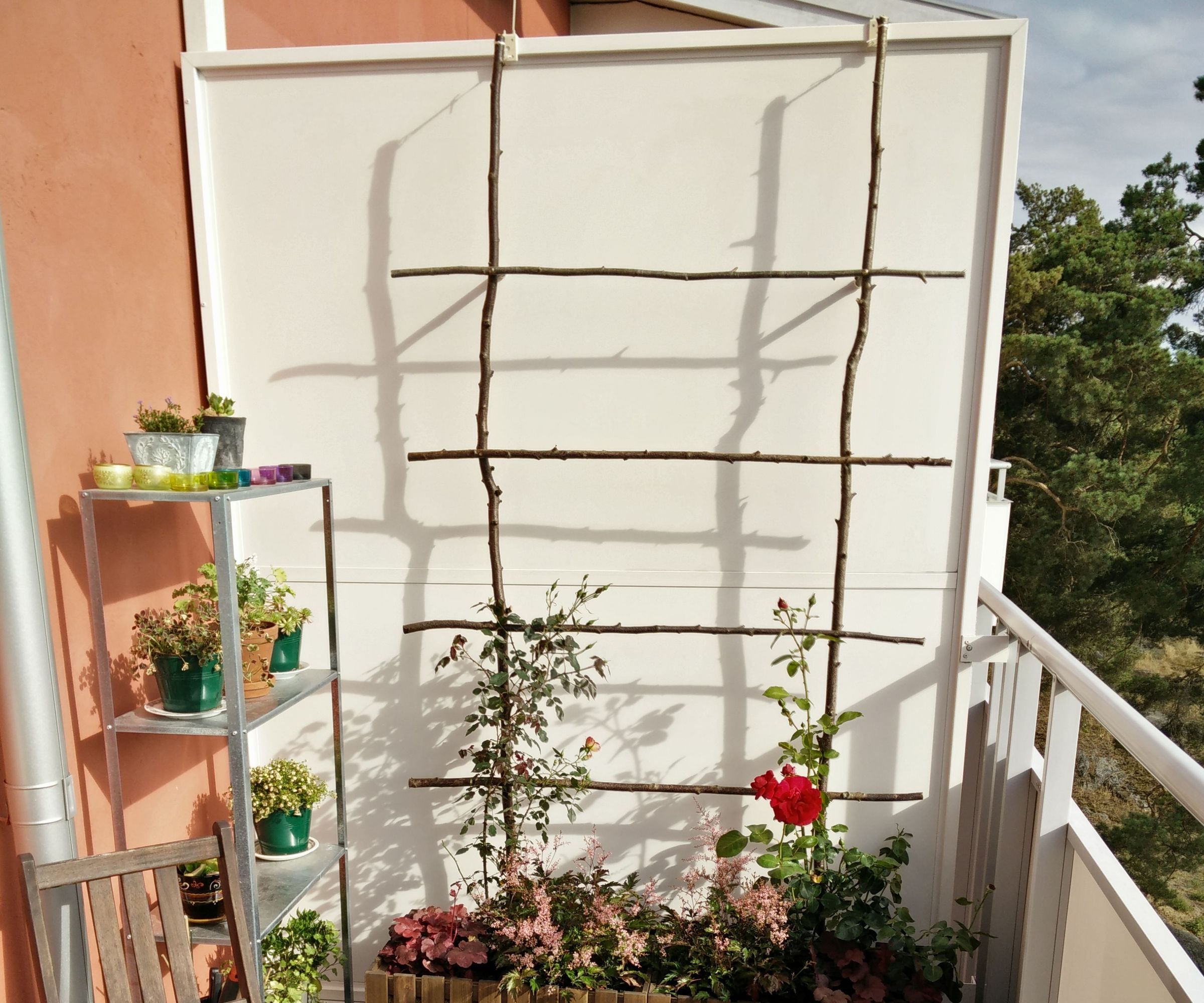 Balcony Trellis Without Harming Walls
