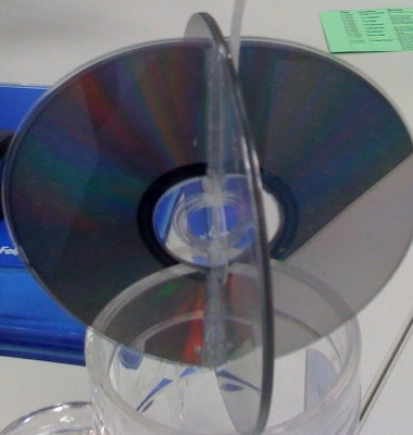 Simple Christmas Ornament Made From Spare CDs