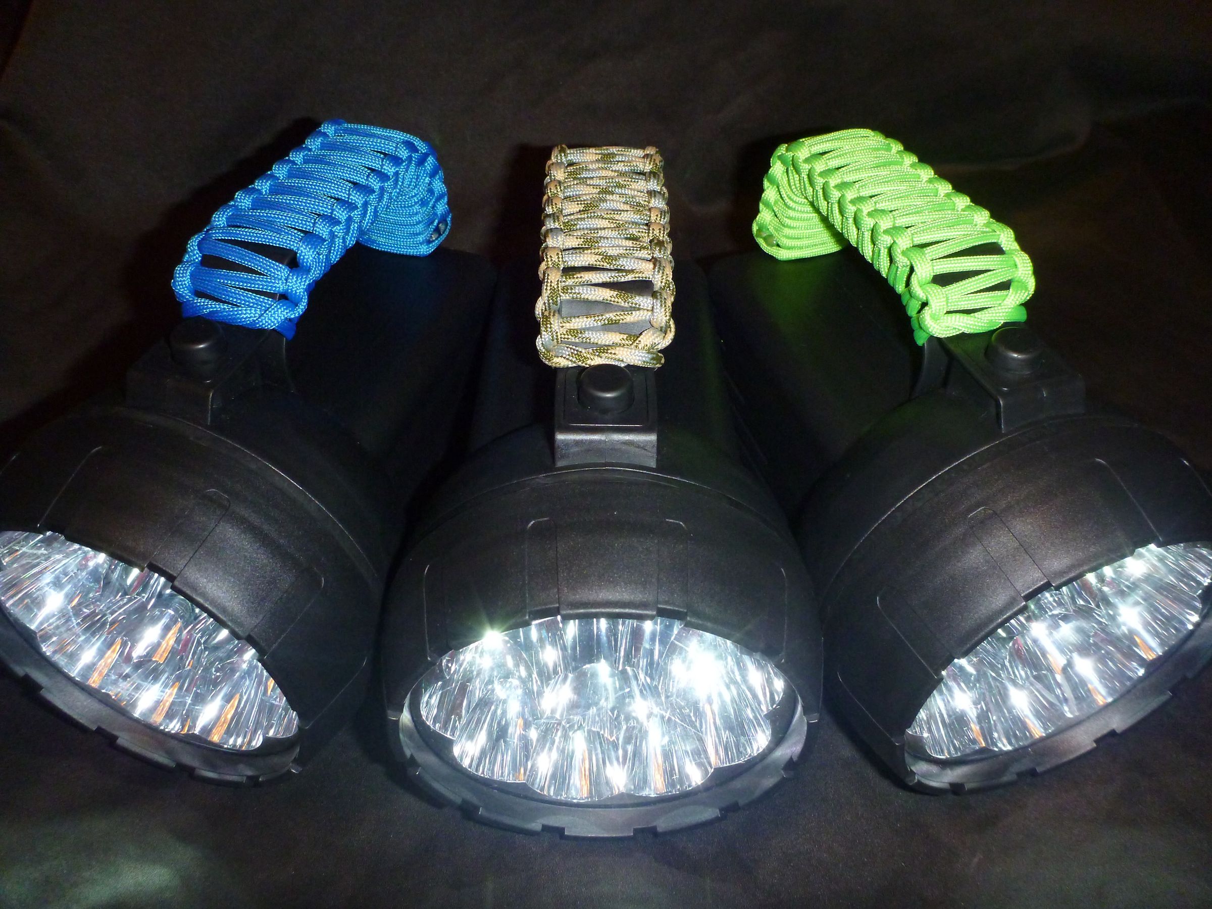 Spotlight Paracord Handle Grip