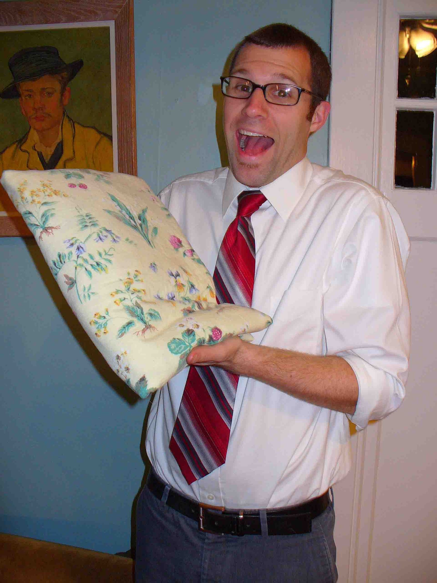 How to Fold a Fitted Sheet 