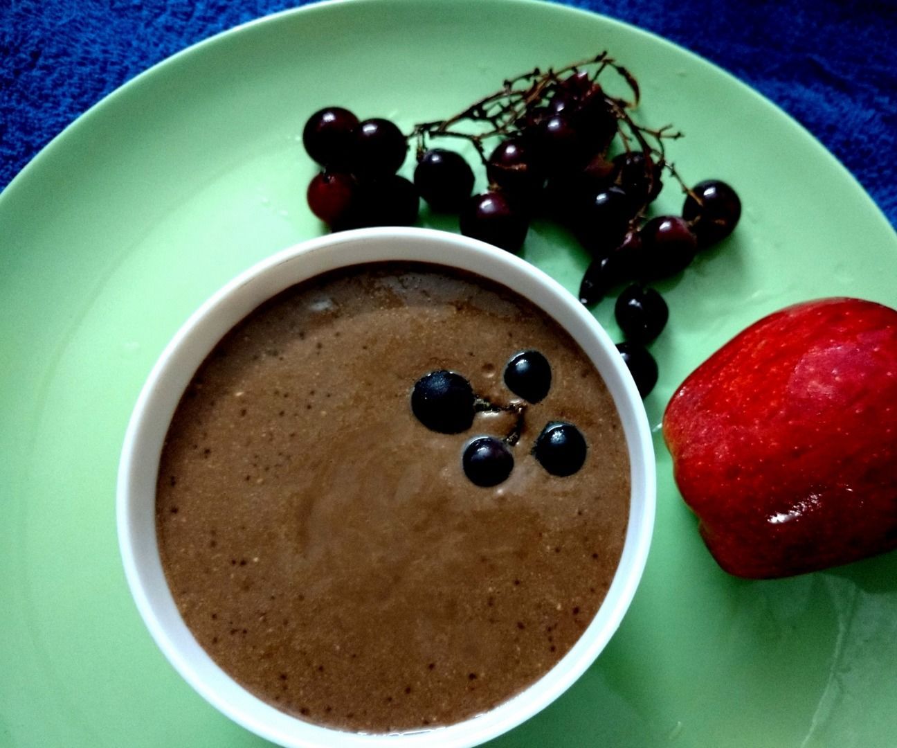 Chocolate Greek Yogurt Fruit Dip