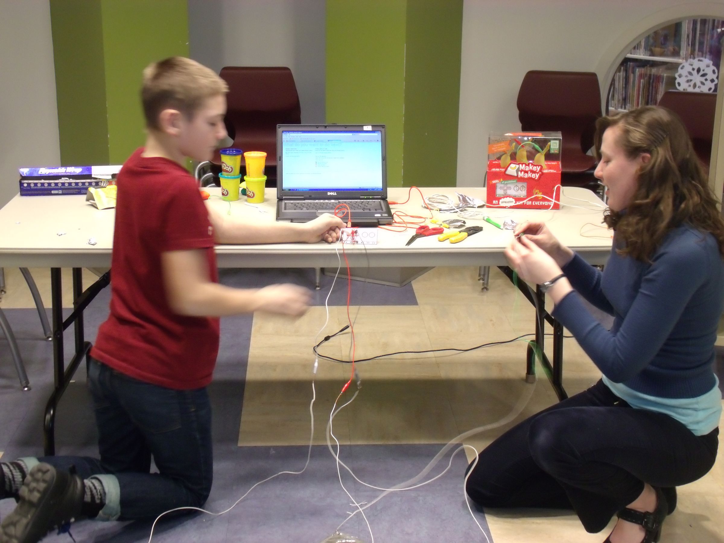 Dance Dance Revolution Floor Pad Makey Makey 6 Steps Instructables