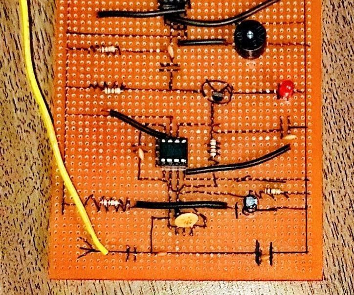 DIY Cell Phone Detector.