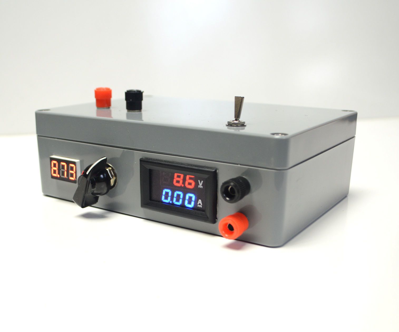 Portable Analogue Power Supply 